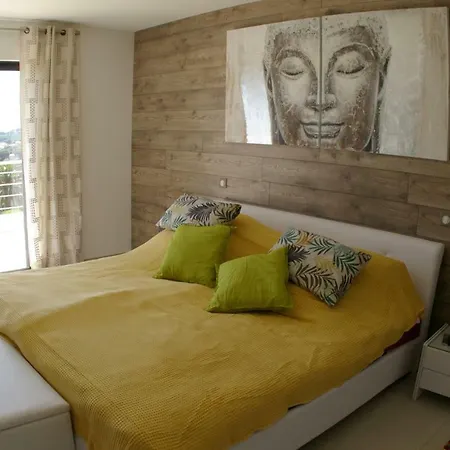Happiness Villa *