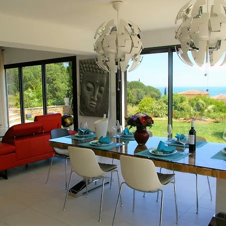 Happiness Villa