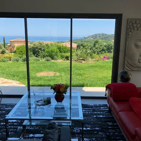 Happiness Villa *