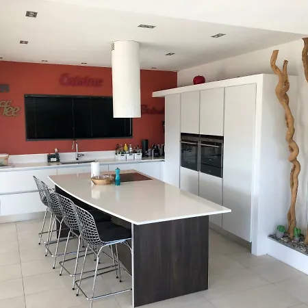 Happiness Villa